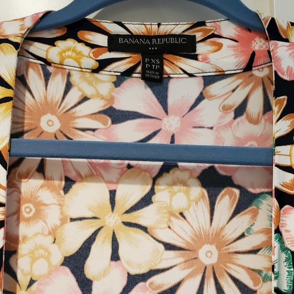 Banana Republic Wrap Dress, Floral Print - Picture 3 of 3